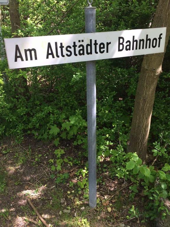 瓦尔堡Wohnen In Historischem Gebaeude - Altstadt Bahnhof公寓 外观 照片